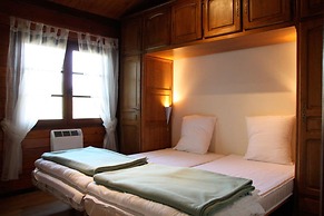 Longfaye Chalet With Sauna