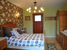 Holiday Home in Bastogne With Sauna & Bubble Bath