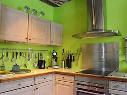 Champlon Villa Near Forest