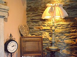 Champlon Villa Near Forest