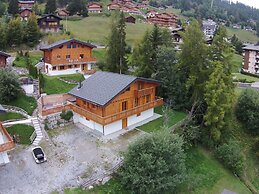 Chalet in Riddes Near Ski Lift Les 4 Vallees