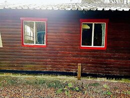 Ortho Hideaway With Garden