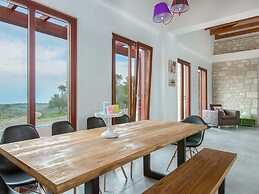 Villa in Arkadi With Pool Near the Sea