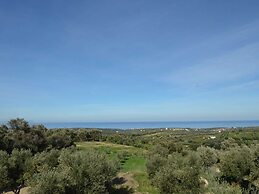 Villa in Arkadi With Pool Near the Sea