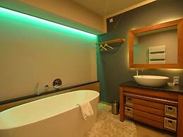 Malmedy Hillside Spa Retreat