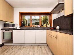 Durbuy Forest Villa With Pool