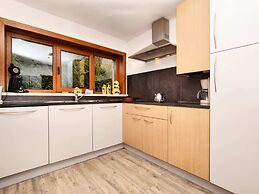 Durbuy Forest Villa With Pool