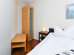 Comforts Near Seaside Charm