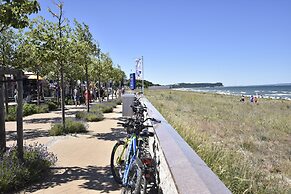 Comforts Near Seaside Charm