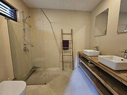 Villa in Jan Thiel With Private Pool