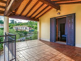 Your Roman Base: Garden Villa