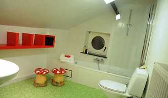 Watermill in Herbeumont With Sauna & Hot Tub