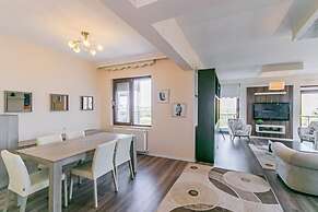 Lara Park Suites