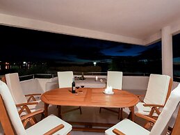 Villa in Nin With Stunning Sea Views