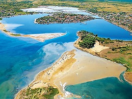 Villa in Nin With Stunning Sea Views