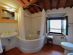 Elegant Villa Near Cortona