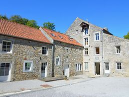 Grand Mill Stay in Anhee