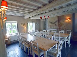 Elegant Estate Stay, Maredsous