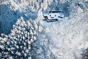 Holiday Home in Ardennes With Heated Pool