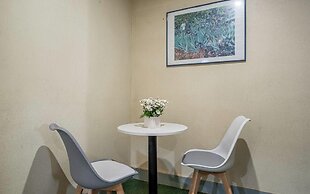 Peanut Hotel