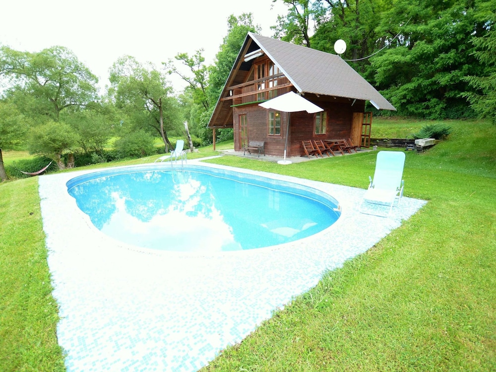Pet-friendly Holiday Home
