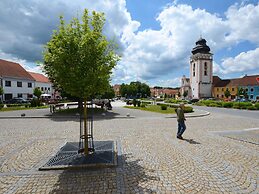 South Bohemia Family Escape