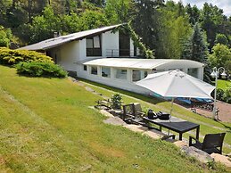 South Bohemia Family Escape