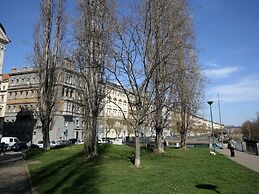 Charming Prague Downtown Flat