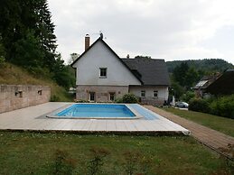 Apartment in Bohemian With Shared Pool