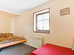 Lavish Cottage near Ski Area in Cerny Dul