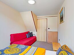 Lavish Cottage near Ski Area in Cerny Dul