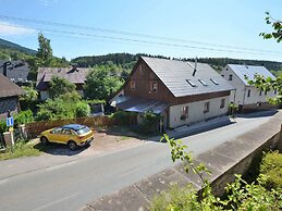 Mountain Home With Garden