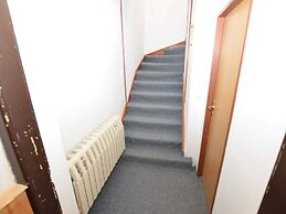 Mountain Home With Garden