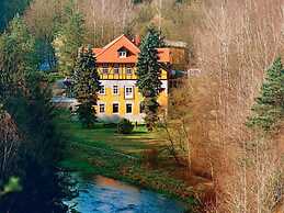 Art Nouveau Haven by the Mulde