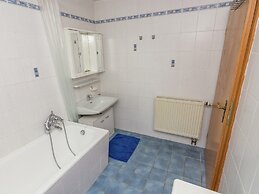 Spacious 4 Person Holiday Home near Chiemsee