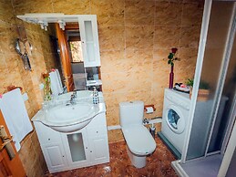 Modern Apartment in Riello with Hot Tub