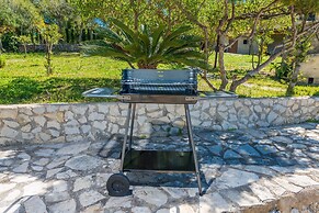 Rustic House in Tramuntana With Salt Pool