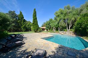 Villa in Buger Near Alcudia Bay Beaches