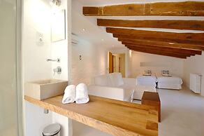Villa in Buger With Pool and Scenic Views