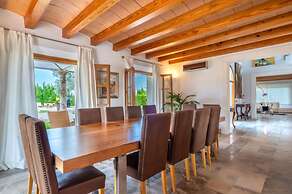 Villa in Mallorca With Event Space & Chill Out