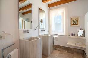 Villa in Mallorca With Event Space & Chill Out