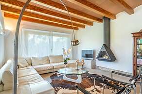 Villa in Mallorca With Event Space & Chill Out