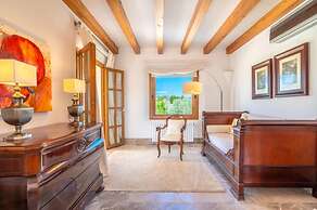 Villa in Mallorca With Event Space & Chill Out