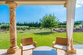 Villa in Mallorca With Event Space & Chill Out