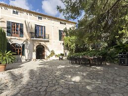 Mansion in Lloseta With Pool & Terrace