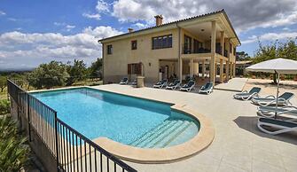 House in Majorca With Pool and Mountain Views