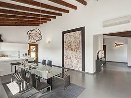Villa in Muro With Pool and Tramontana Views