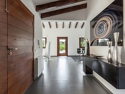 Villa in Muro With Pool and Tramontana Views