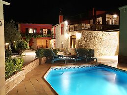 Modern Mansion in Bordils With Swimming Pool