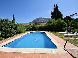 Luxurious Villa in Loja With Swimming Pool